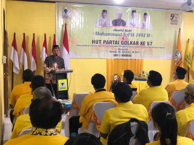 Ceramah Maulid Nabi Muhammad SAW oleh Ustad M Ghufron. Foto: Yusrizal/Hi!Pontianak
